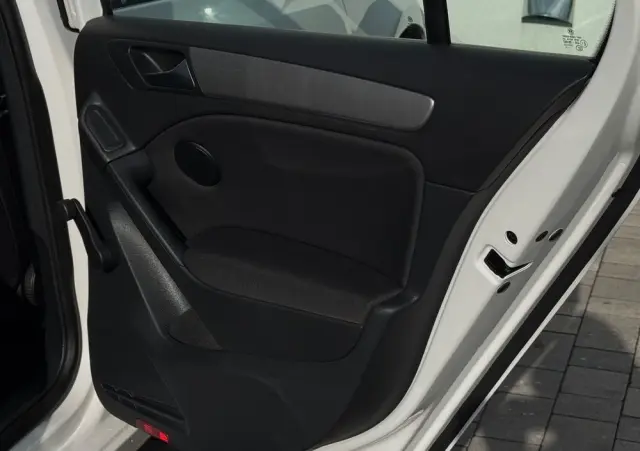 VOLKSWAGEN Golf 1.4 Trendline