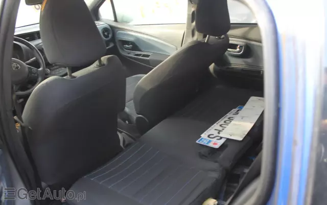 TOYOTA Yaris 