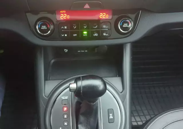 KIA Sportage 2.0 CRDI XL