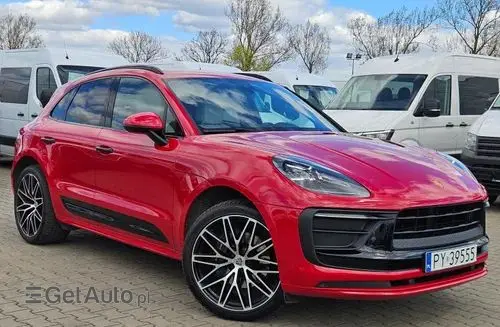PORSCHE Macan 