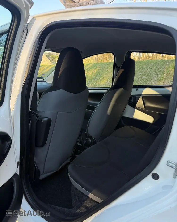 TOYOTA Aygo 1.0 VVT-i Sprint