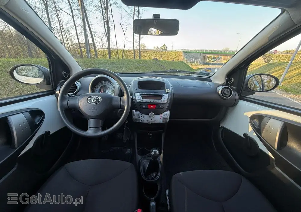 TOYOTA Aygo 1.0 VVT-i Sprint
