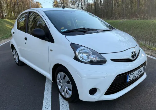 TOYOTA Aygo 1.0 VVT-i Sprint