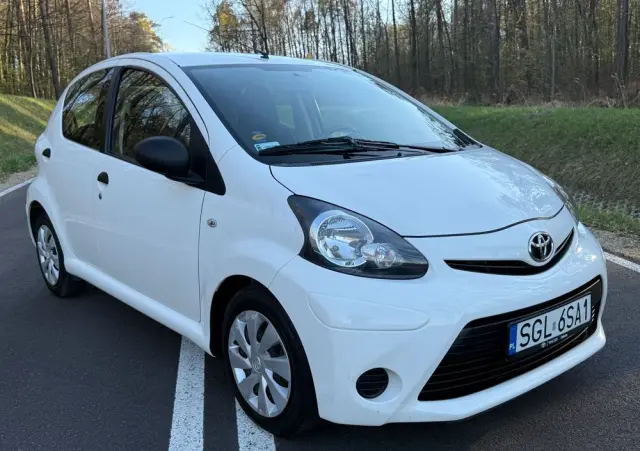 TOYOTA Aygo 1.0 VVT-i Sprint