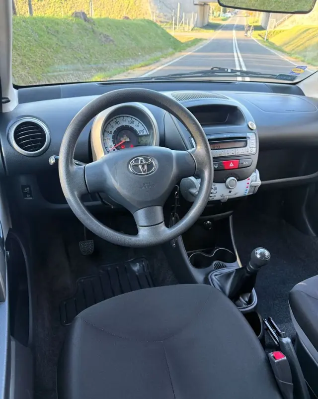 TOYOTA Aygo 1.0 VVT-i Sprint