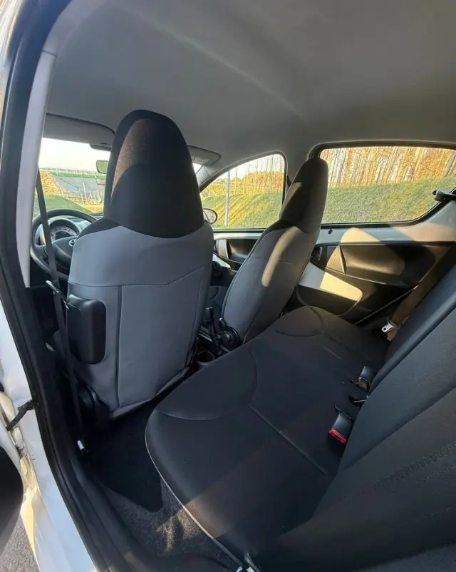 TOYOTA Aygo 1.0 VVT-i Sprint