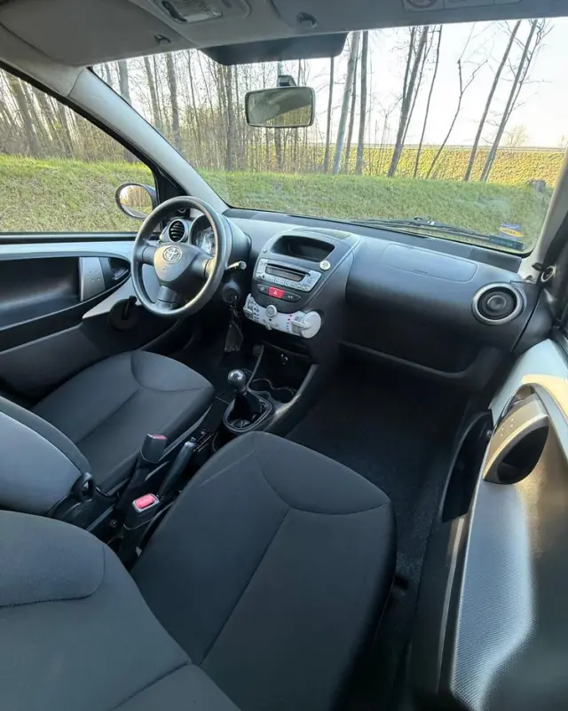 TOYOTA Aygo 1.0 VVT-i Sprint