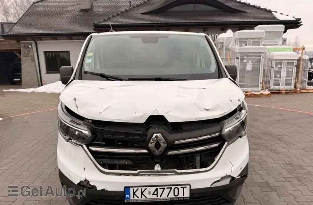 RENAULT Trafic 