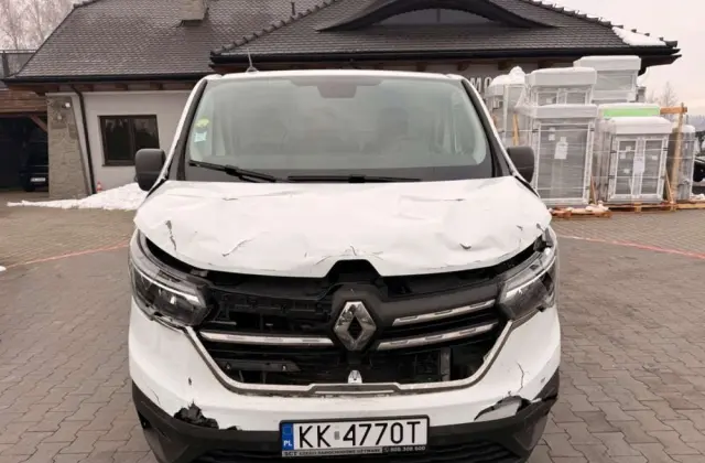 RENAULT Trafic 