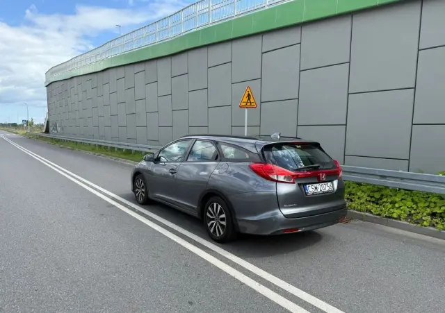 HONDA Civic 1.6 i-DTEC Comfort