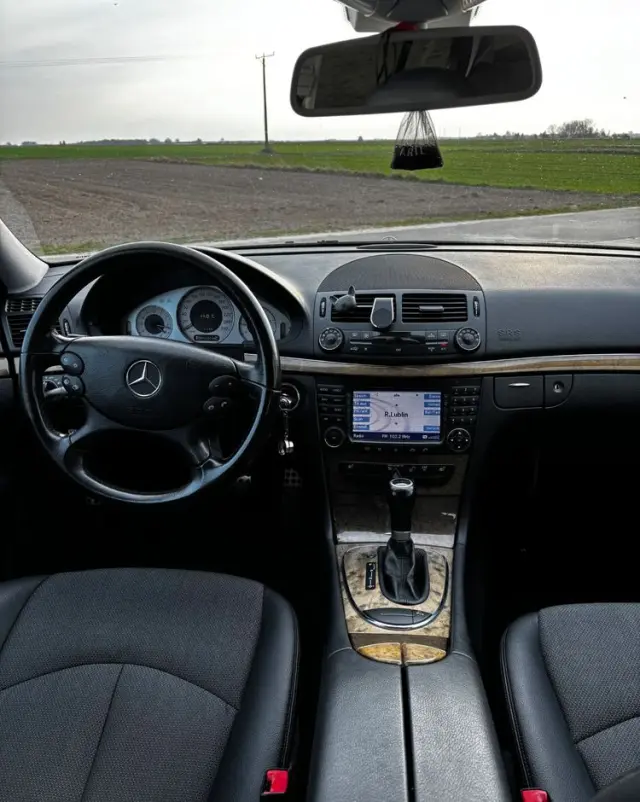 MERCEDES-BENZ Klasa E 