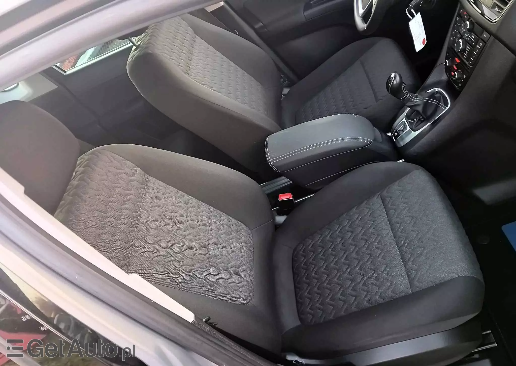 OPEL Meriva 1.4 Design Edition