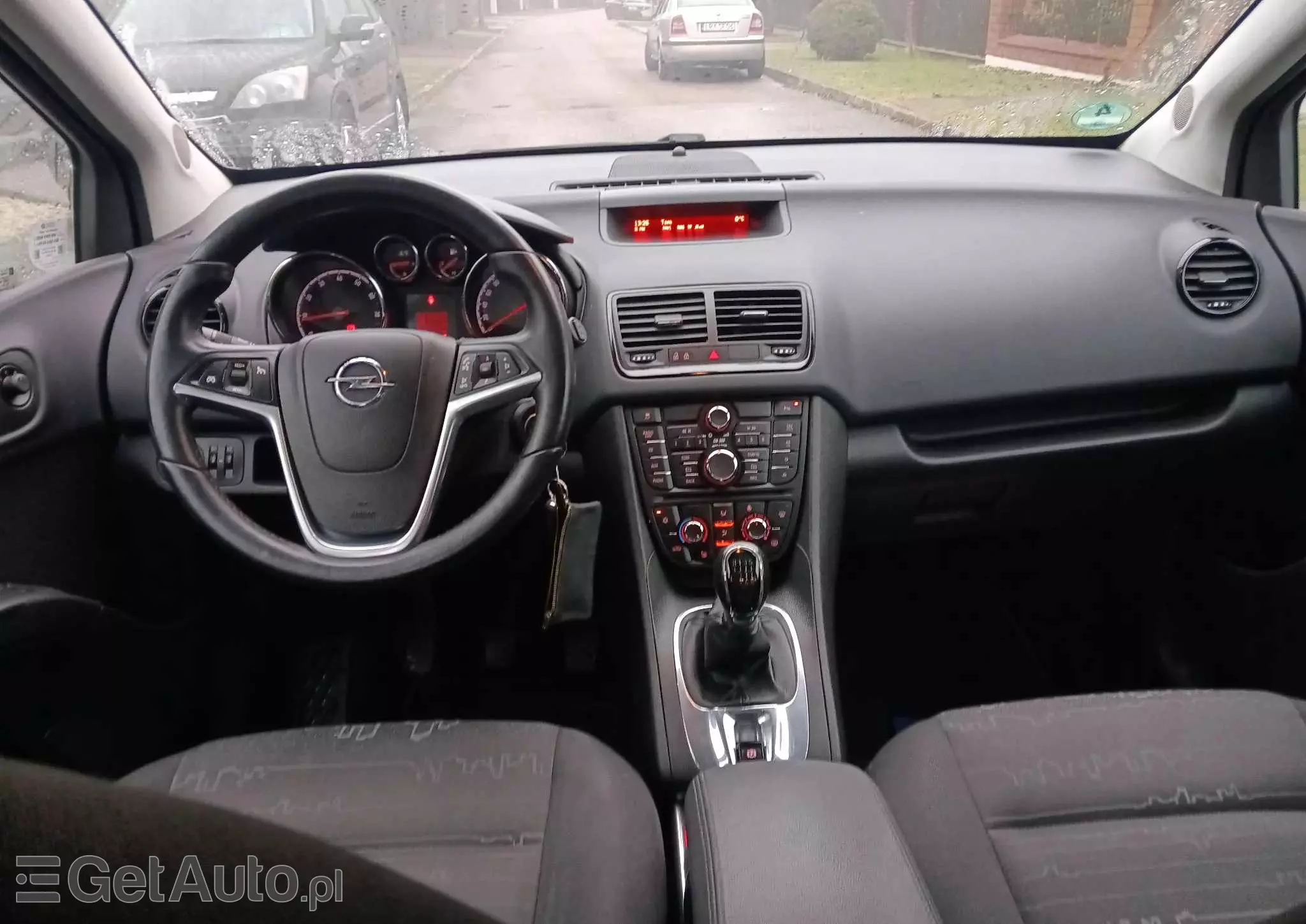 OPEL Meriva 1.4 Design Edition
