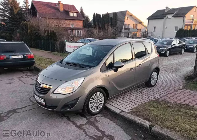 OPEL Meriva 1.4 Design Edition