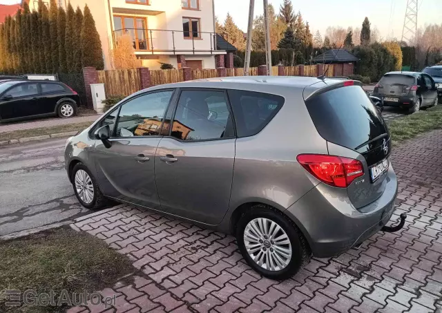 OPEL Meriva 1.4 Design Edition