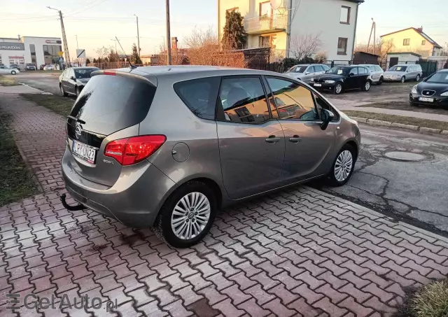 OPEL Meriva 1.4 Design Edition