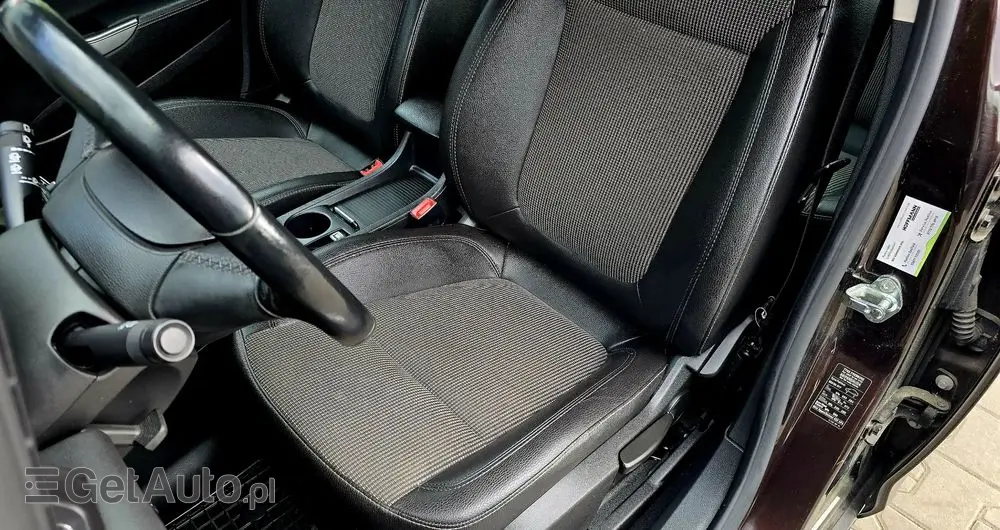 OPEL Astra 1.6 Turbo Innovation