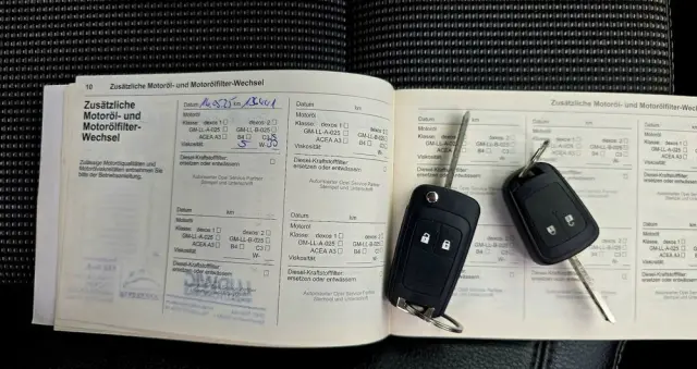 OPEL Astra 1.6 Turbo Innovation