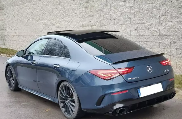 MERCEDES-BENZ CLA 