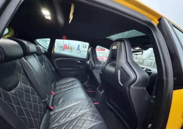 SEAT Leon 2.0 T FSI Cupra R
