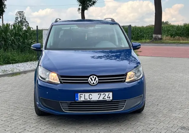 VOLKSWAGEN Touran 