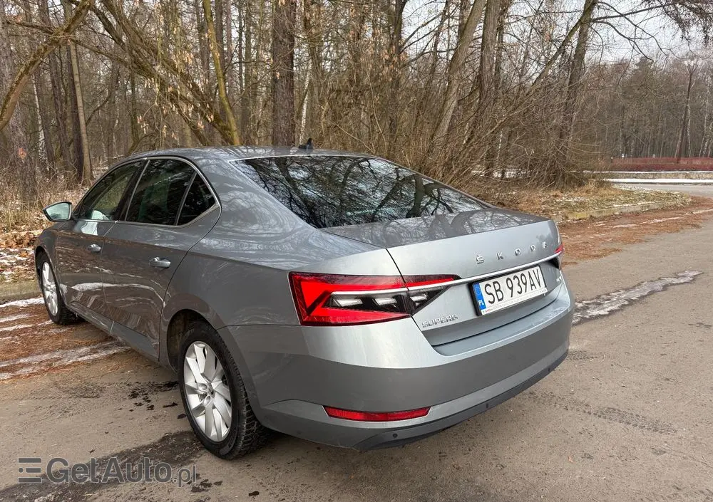 SKODA Superb 2.0 TDI SCR 4x4 Ambition DSG
