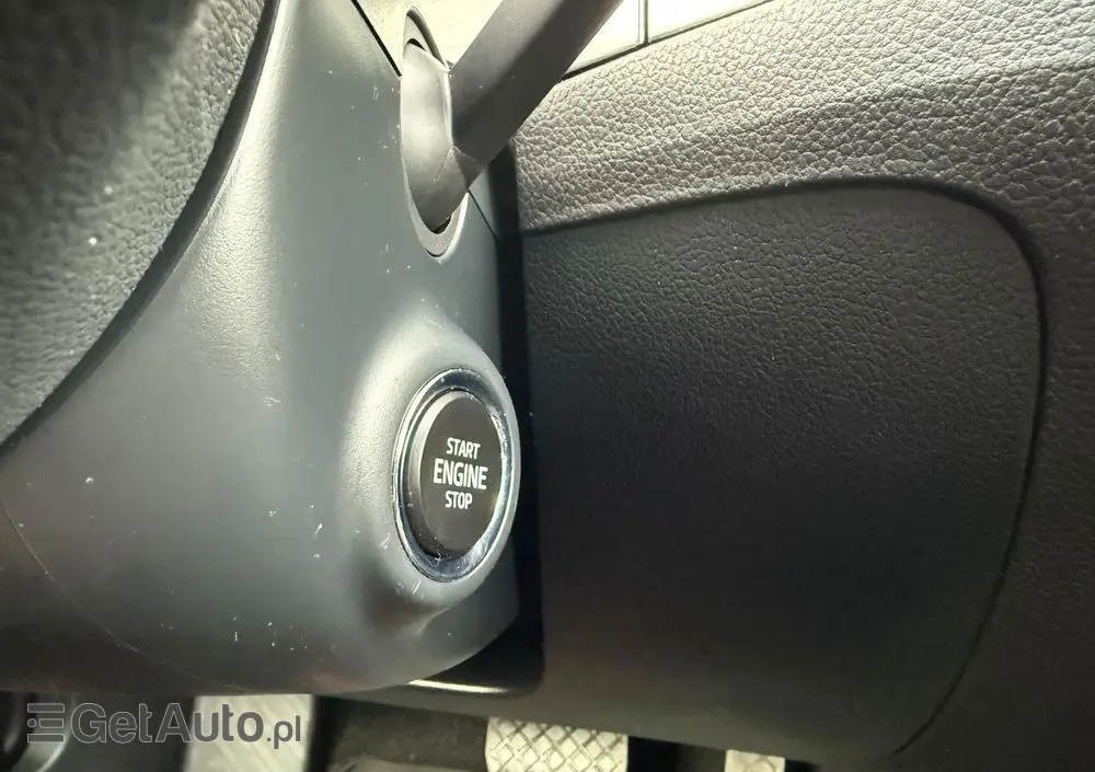 SKODA Superb 2.0 TDI SCR 4x4 Ambition DSG