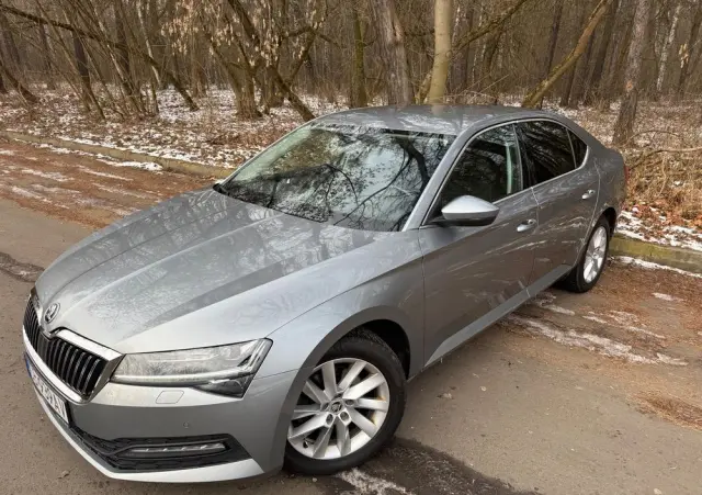 SKODA Superb 2.0 TDI SCR 4x4 Ambition DSG
