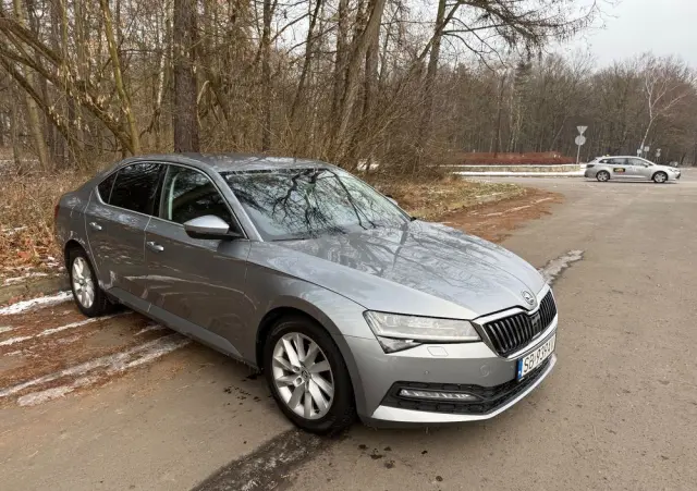 SKODA Superb 2.0 TDI SCR 4x4 Ambition DSG