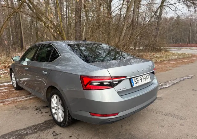 SKODA Superb 2.0 TDI SCR 4x4 Ambition DSG