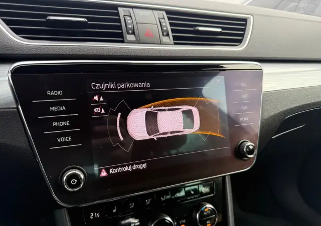 SKODA Superb 2.0 TDI SCR 4x4 Ambition DSG