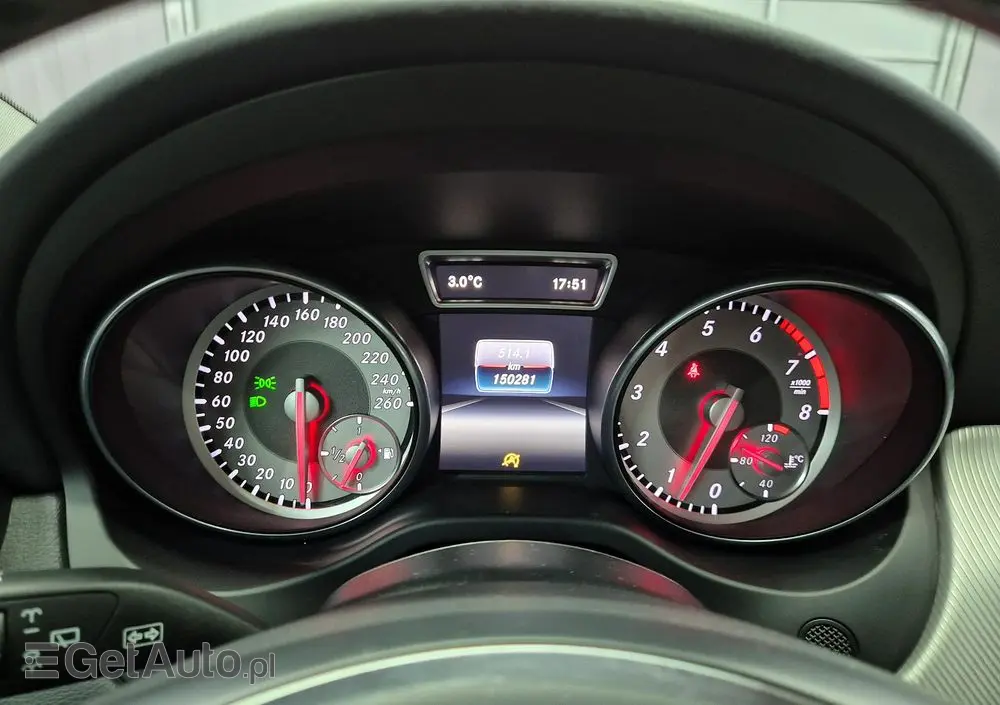 MERCEDES-BENZ GLA 180 Edition 1