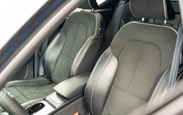 VOLVO XC 40 Recharge 78 kWh Twin Motor Plus
