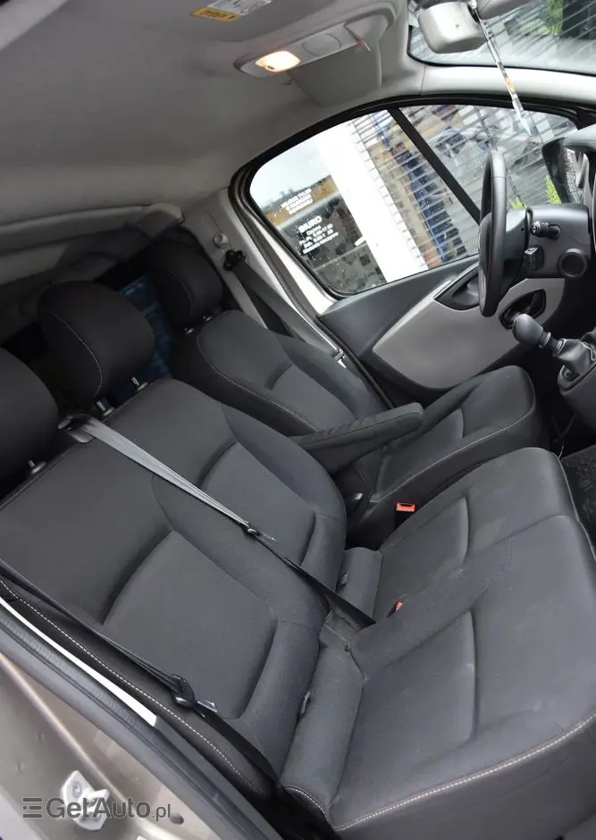 RENAULT Trafic ENERGY Combi Expression