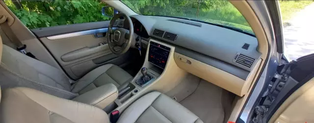 AUDI A4 2.5 TDI V6 (163 KM)