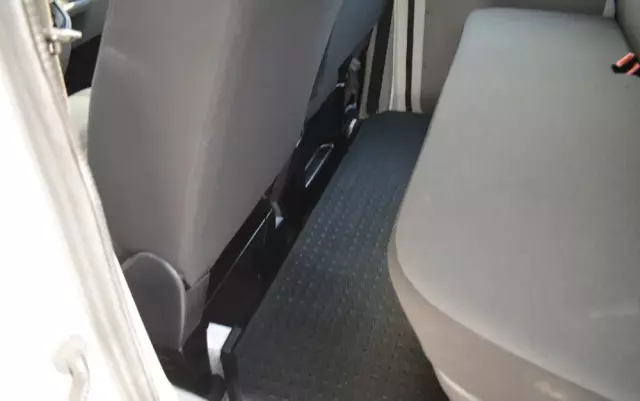 VOLKSWAGEN TRANSPORTER T6 DOKA JAK NOWY 