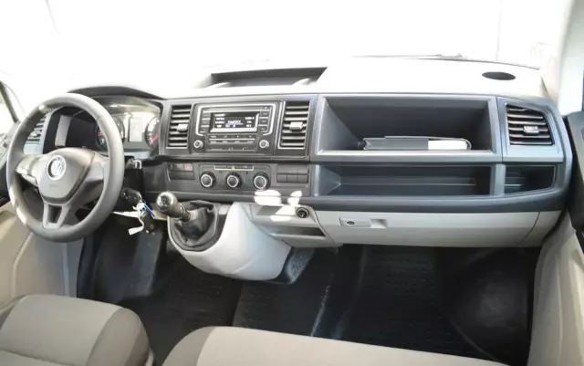 VOLKSWAGEN TRANSPORTER T6 DOKA JAK NOWY 