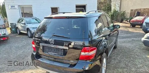 MERCEDES-BENZ ML 
