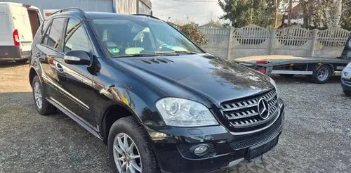 MERCEDES-BENZ ML 