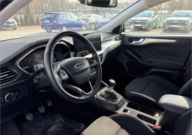 FORD Focus 1.5 EcoBlue STart-Stopp-System TITANIUM