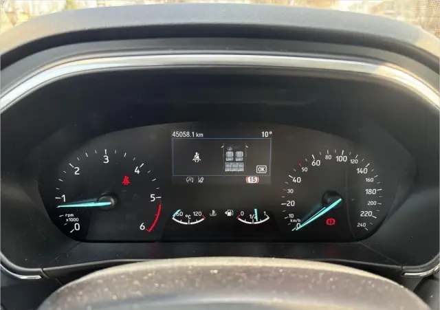 FORD Focus 1.5 EcoBlue STart-Stopp-System TITANIUM