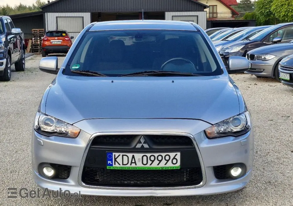 MITSUBISHI Lancer 