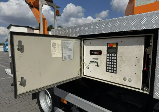 MERCEDES-BENZ Vario 814 D 4x4 Zwyżka RUTHMANN STEIGER T220 Podnośnik Koszowy 