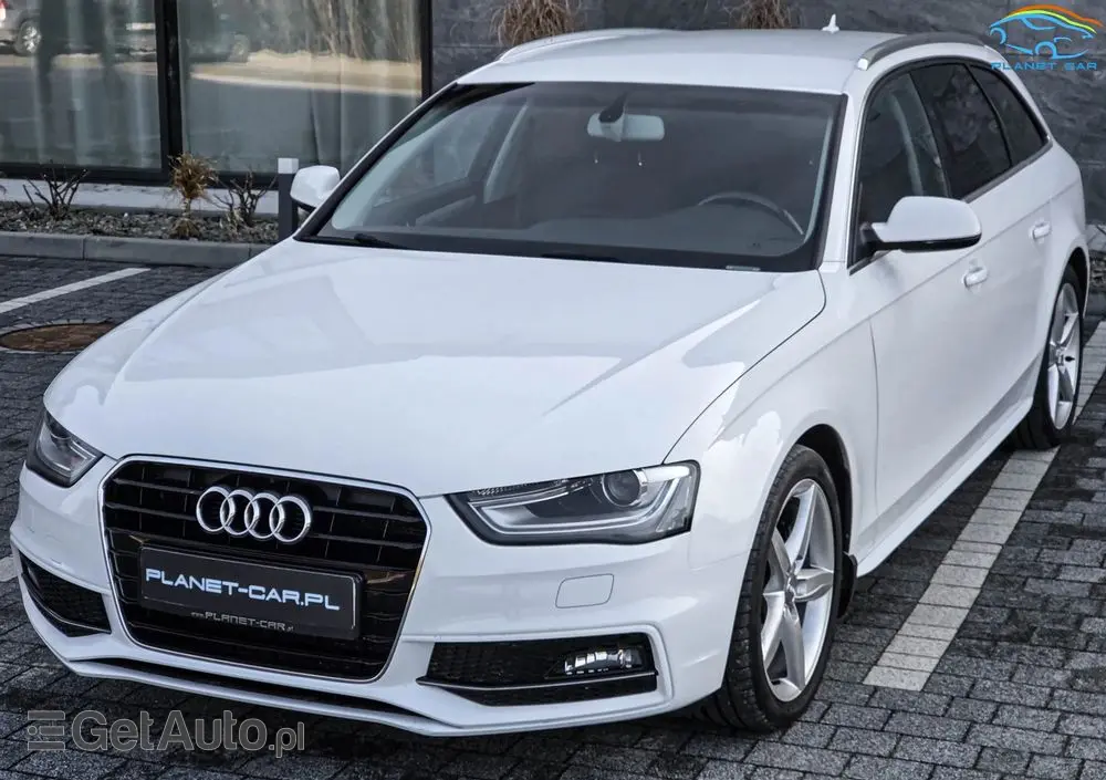AUDI A4 Avant 2.0 TDI DPF clean diesel quattro S line Sportpaket