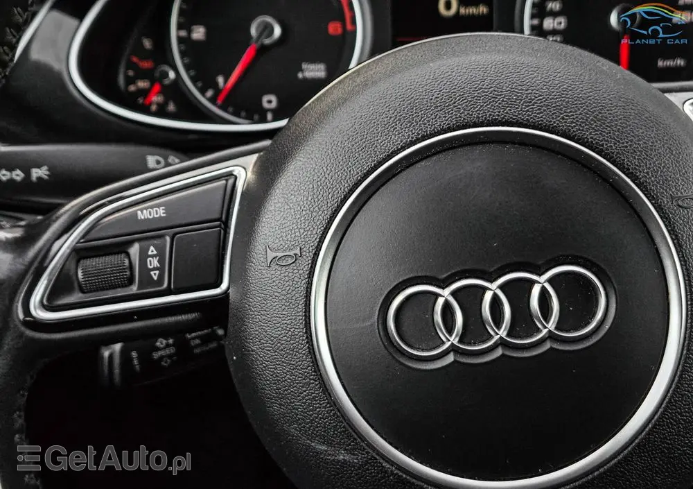 AUDI A4 Avant 2.0 TDI DPF clean diesel quattro S line Sportpaket