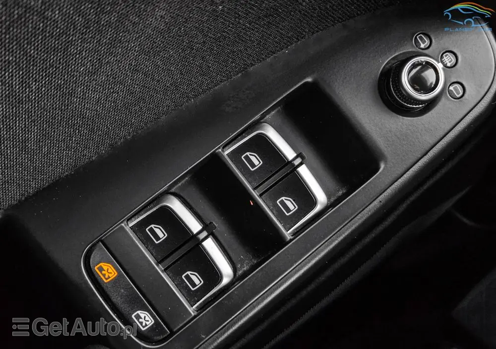 AUDI A4 Avant 2.0 TDI DPF clean diesel quattro S line Sportpaket