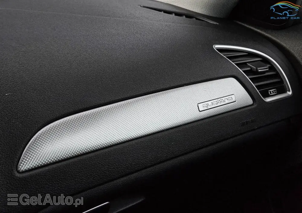 AUDI A4 Avant 2.0 TDI DPF clean diesel quattro S line Sportpaket