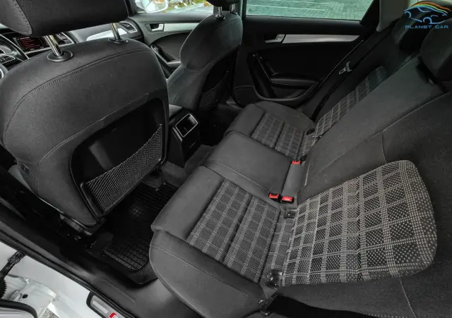 AUDI A4 Avant 2.0 TDI DPF clean diesel quattro S line Sportpaket