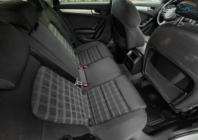 AUDI A4 Avant 2.0 TDI DPF clean diesel quattro S line Sportpaket