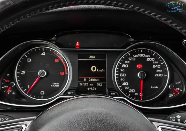 AUDI A4 Avant 2.0 TDI DPF clean diesel quattro S line Sportpaket